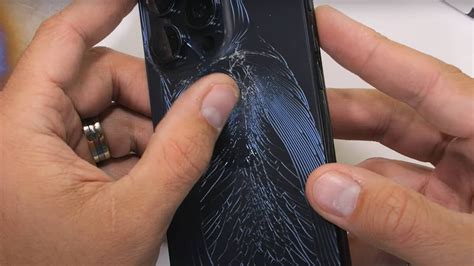 iphone 15 easy to break